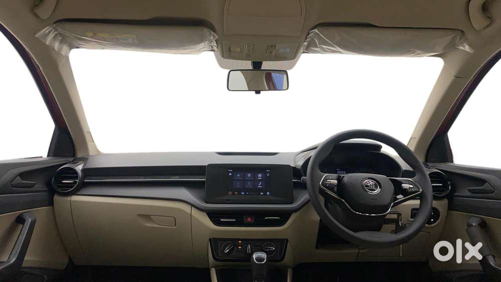 Skoda Slavia Ambition 1.5l Tsi Mt, 2022, Petrol