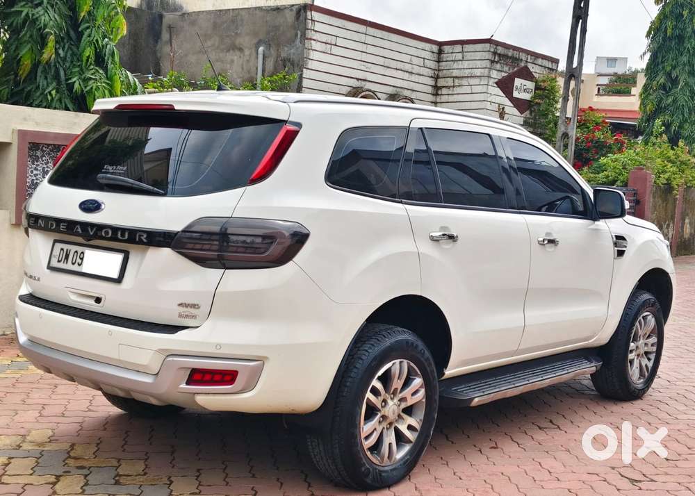 Ford Endeavour 3.2 Titanium At 4x4, 2017, Diesel