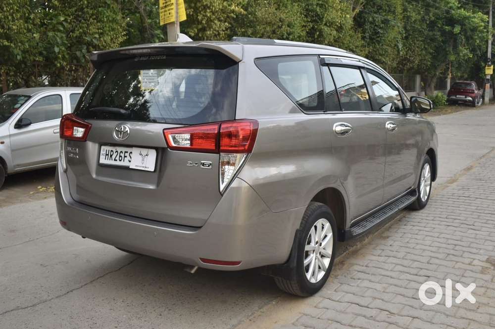 Toyota Innova Crysta 2.4 G Mt, 2019, Diesel