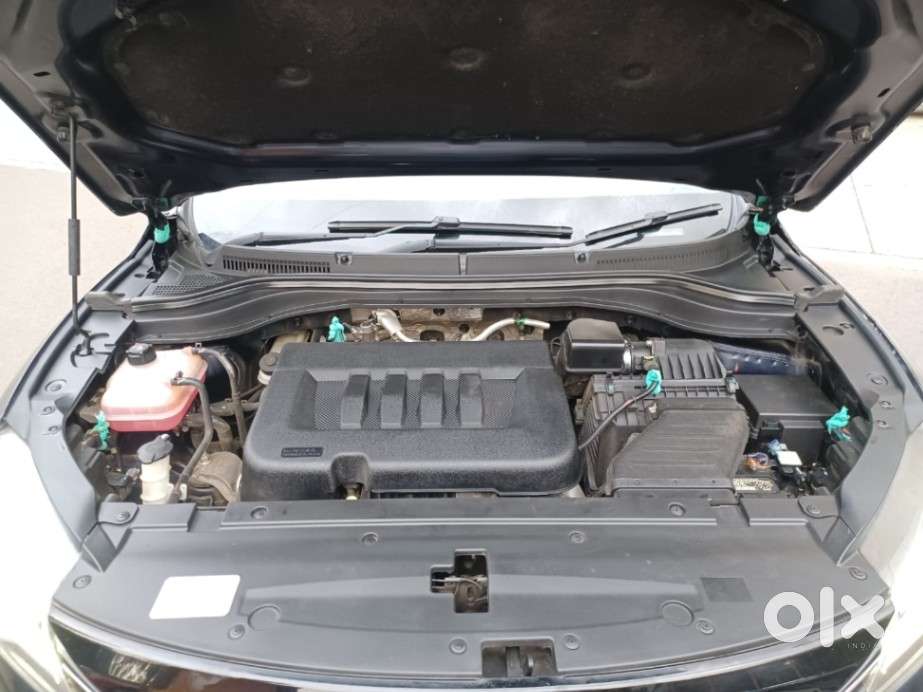 Mahindra Xuv700 2.2 Ax 7 Diesel At Luxury Pack Str, 2022, Diesel