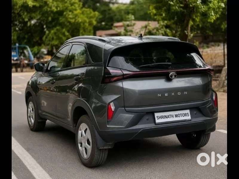 Tata Nexon, 2025, Diesel