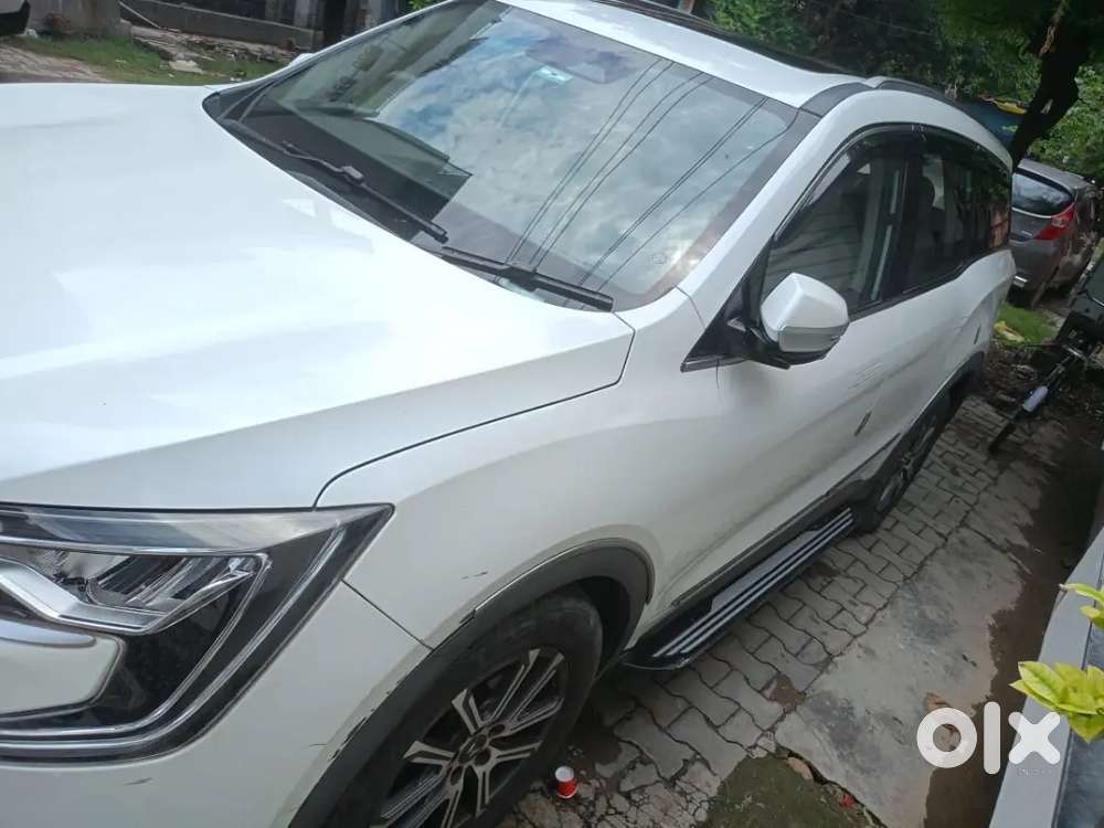 Mahindra Xuv700 Petrol 2023