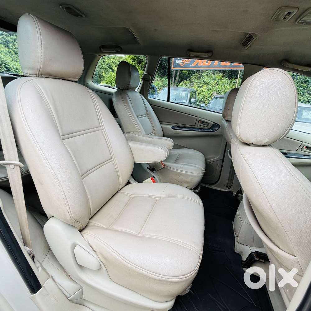 Toyota Innova 2.5 G (diesel) 7 Seater, 2012, Diesel