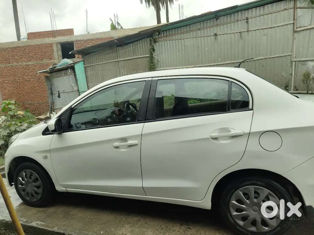 Honda Amaze 2013 Diesel Well Maintained