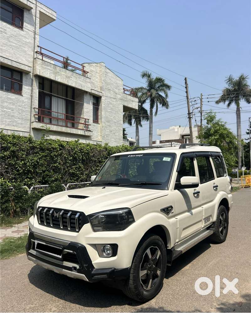 Mahindra Scorpio Classic 2.2 S 11 Mt 7 Str, 2018, Diesel