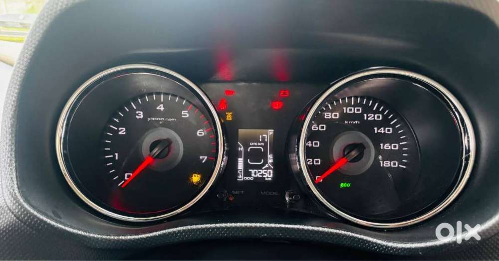 Mahindra Tuv 300, 2020, Diesel