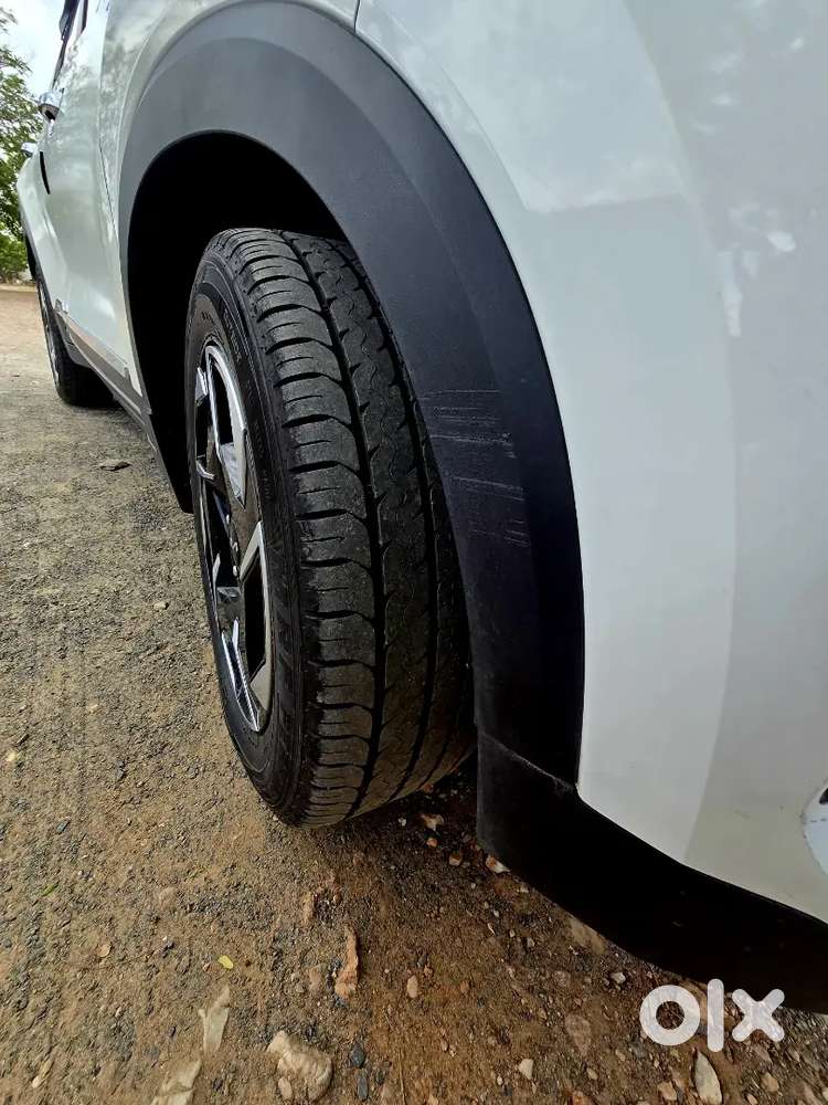 2021 Kia Sonet Htx Plus D Manual