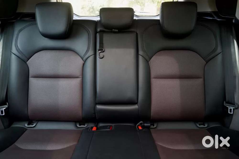 Maruti Suzuki Grand Vitara 1.5 Alpha Smart Hybrid At, 2024, Petrol
