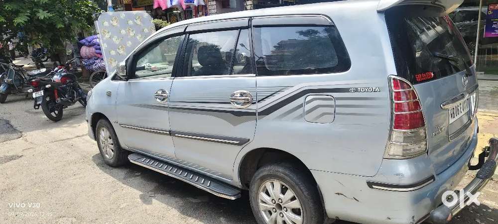 Toyota Innova Hycross 2.0 2010