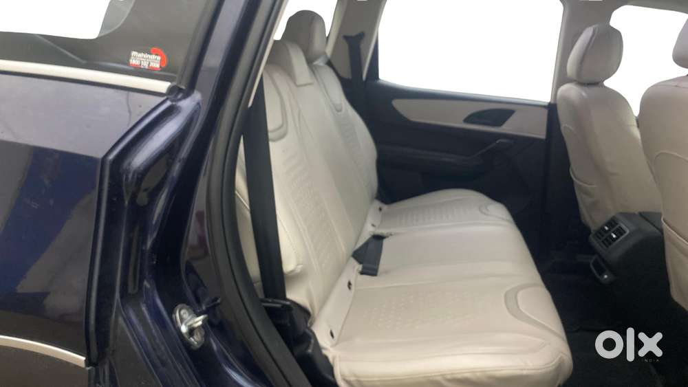 Mahindra Xuv700 2.2 Ax 5 Diesel Mt Str, 2022, Diesel