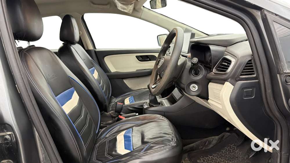 Tata Altroz Xe Petrol, 2022, Petrol