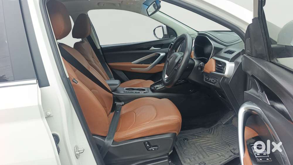 Mg Hector Plus 1.5 Sharp Turbo Cvt 6 Str, 2021, Petrol