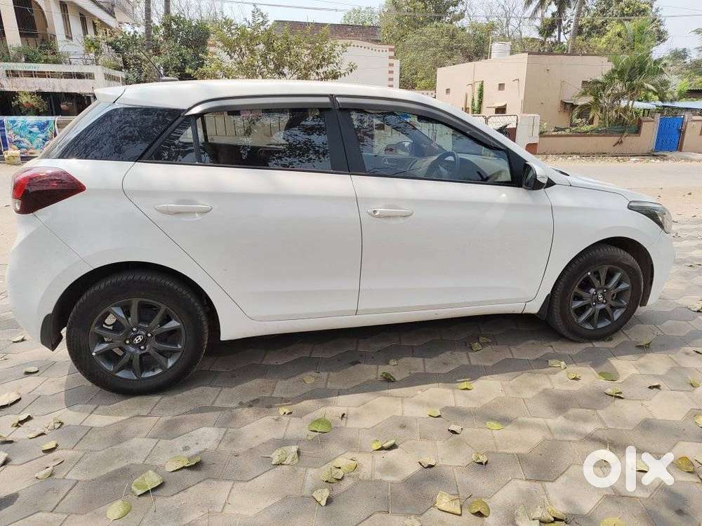 Maruti Suzuki Dzire 2017-2020 1.2 Zxi, 2023, Petrol