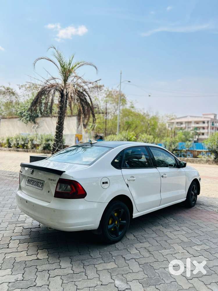 Skoda Rapid 1.5 Elegance Tdi Mt, 2013, Diesel