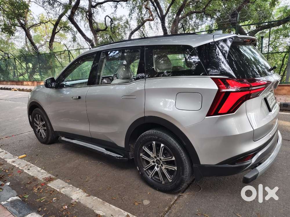 Mahindra Xuv700 2.0 Ax 7 Petrol At Str, 2022, Petrol