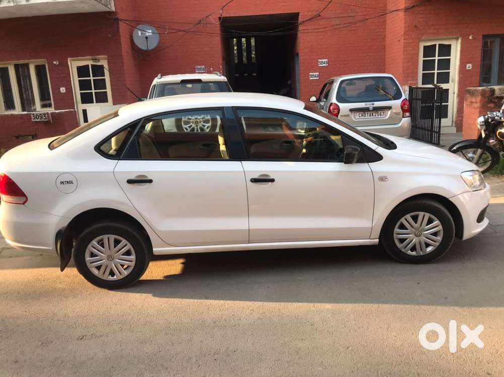 Volkswagen Vento Petrol 2011