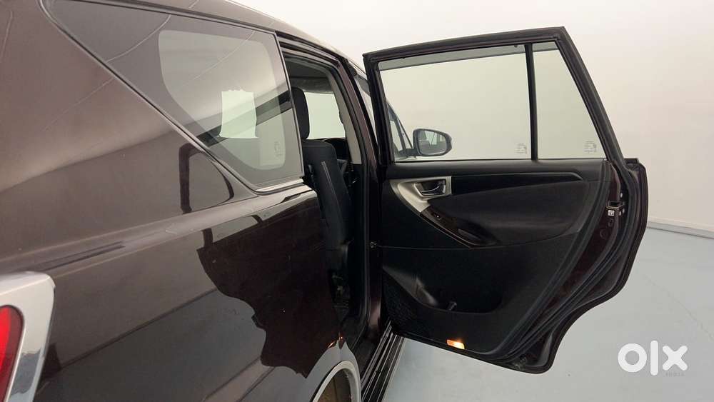 Toyota Innova Crysta 2.4 V 7 Str, 2019, Diesel