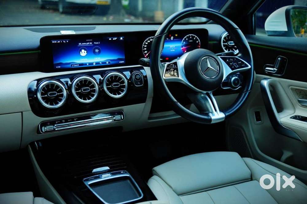 Mercedes-benz A-class Limousine 200, 2023, Petrol