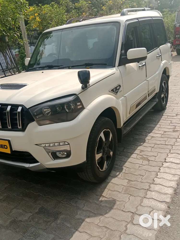 Mahindra Scorpio S5 Converted Into S11 Modified