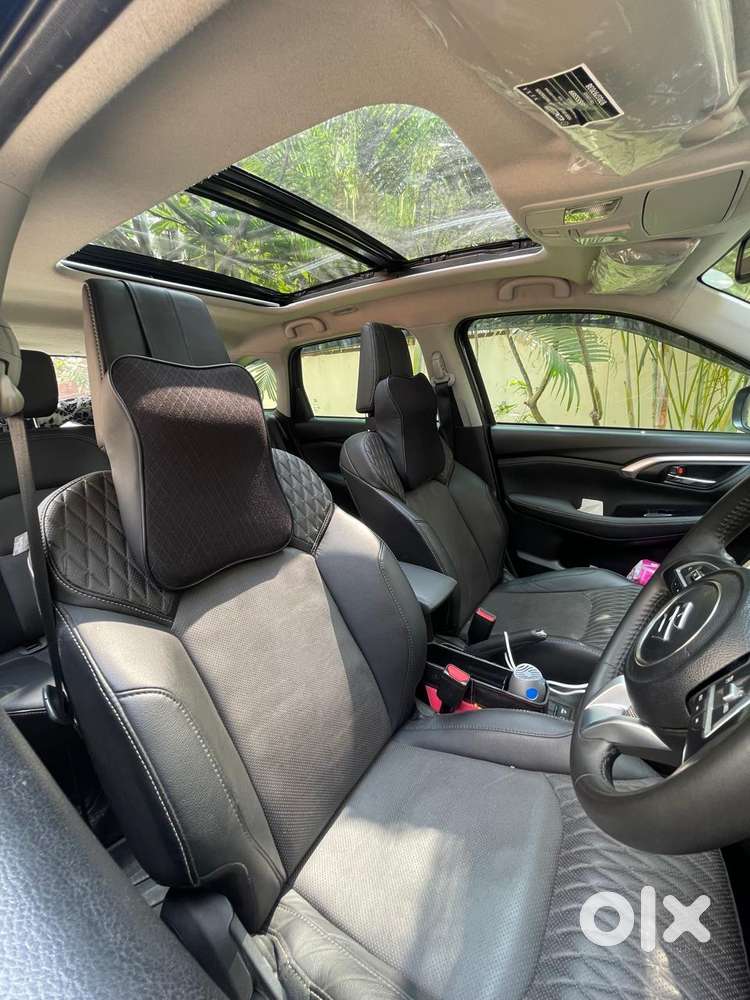 Maruti Suzuki Grand Vitara 1.5 Alpha Plus Intelligent Hybrid Ecvt, 2..