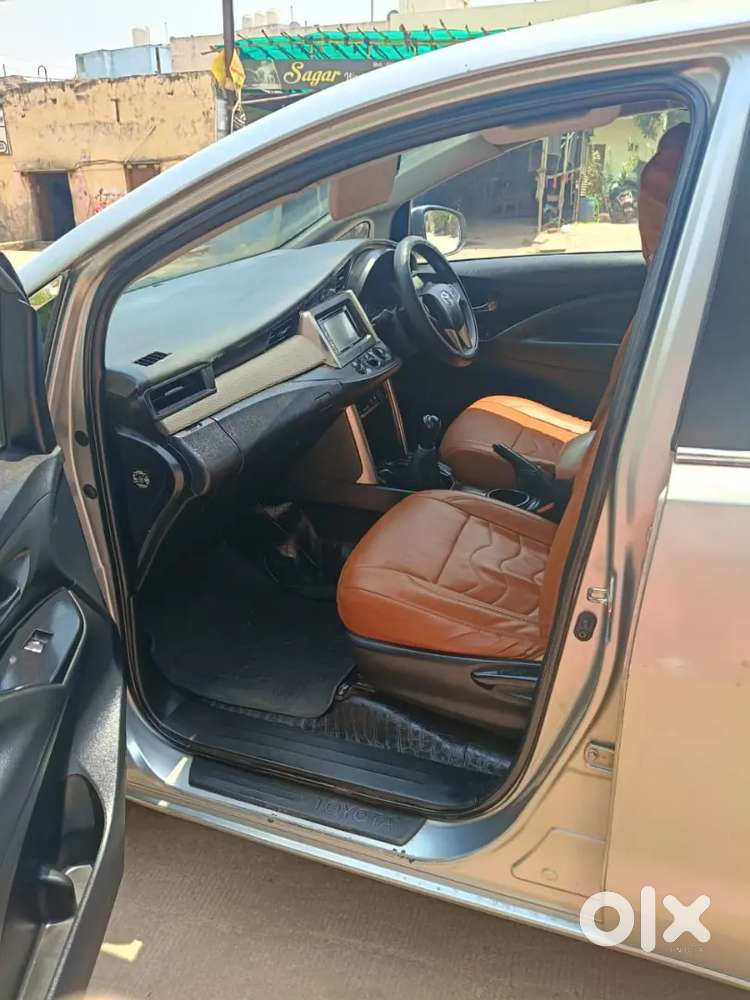 Toyota Innova Crysta 2.4 G 2 Owner Well Maintain