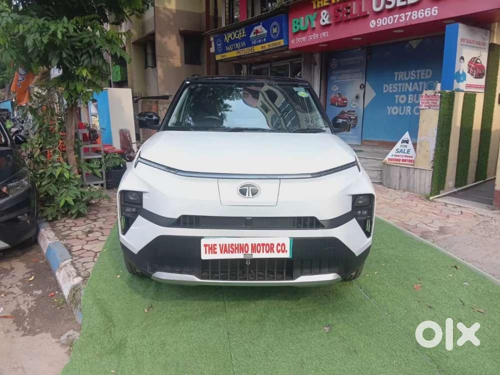 Tata Punch Ev Empowered Plus Lr, 2024, Electric