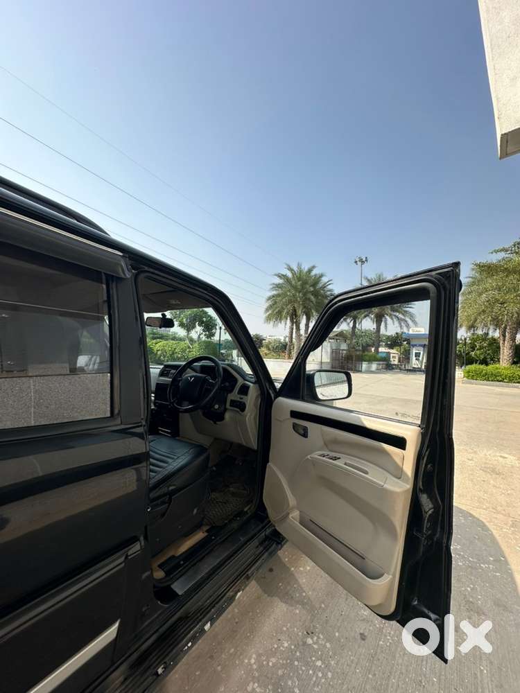 Mahindra Scorpio Classic 2015 Diesel Manual