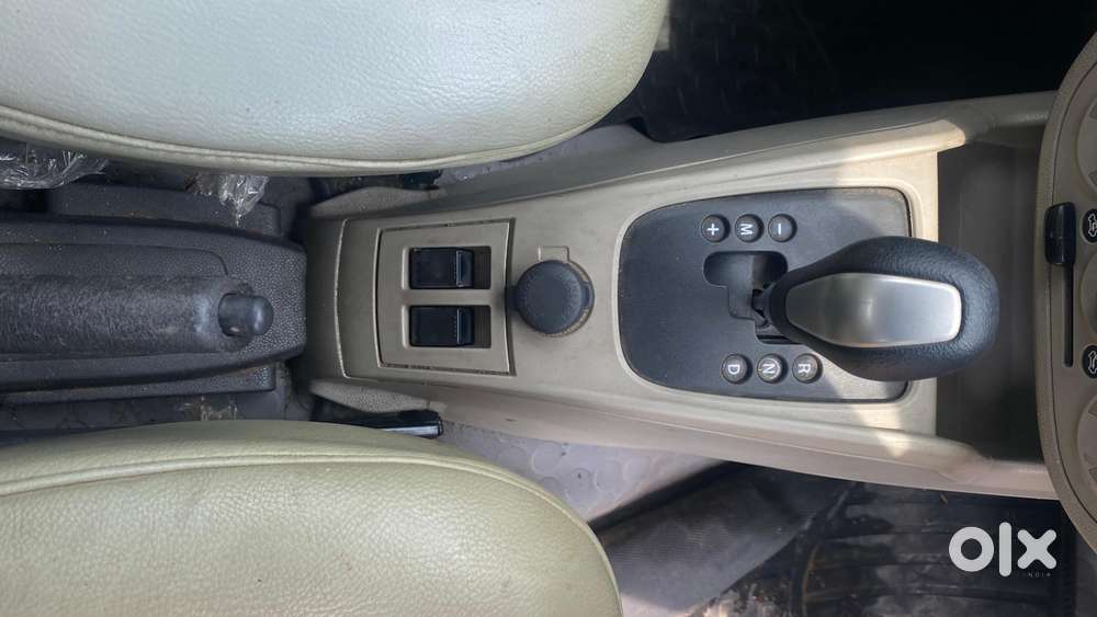 Maruti Suzuki Alto K10 Vxi Amt, 2015, Petrol