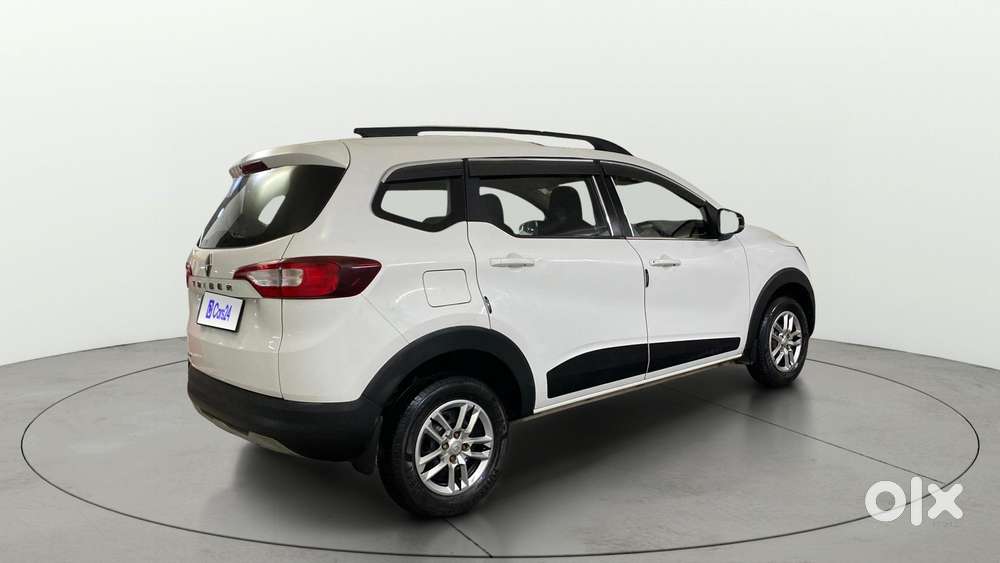 Renault Triber Rxt, 2023, Petrol