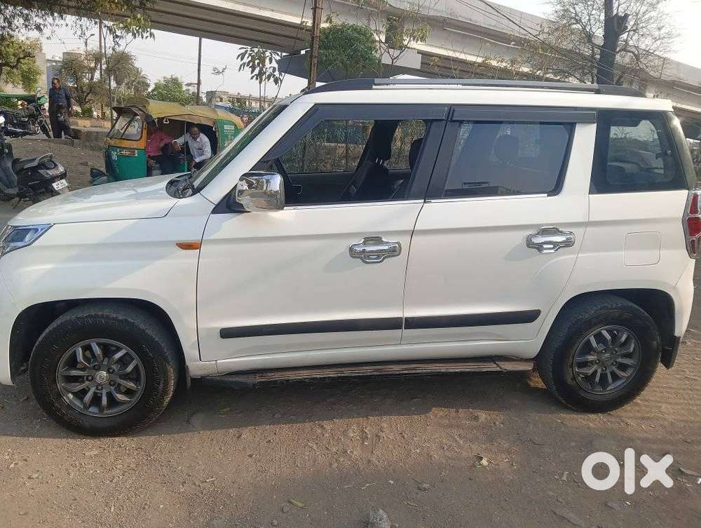 Mahindra Tuv 300 T10, 2018, Diesel