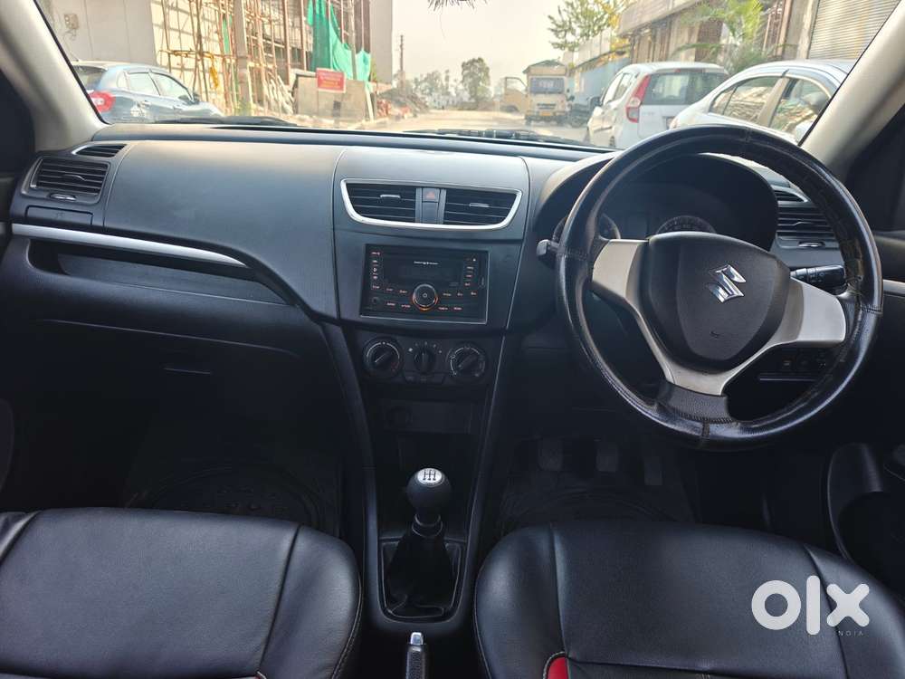 Maruti Suzuki Swift Vxi 1.2 Abs Bs-iv, 2012, Petrol