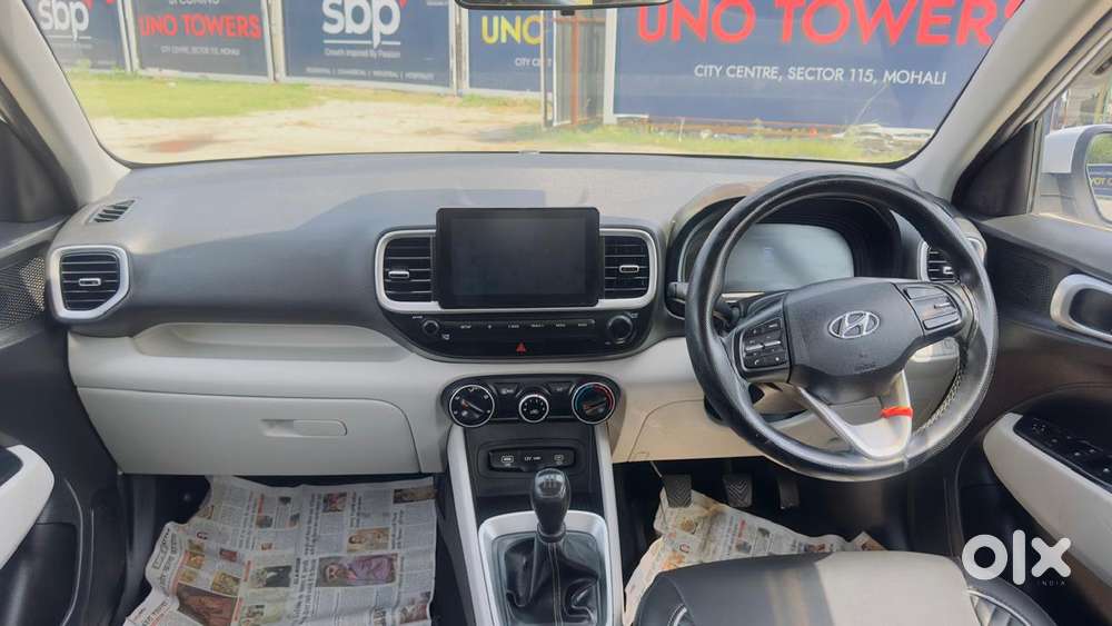 Hyundai Venue 1.2 S Plus, 2023, Petrol