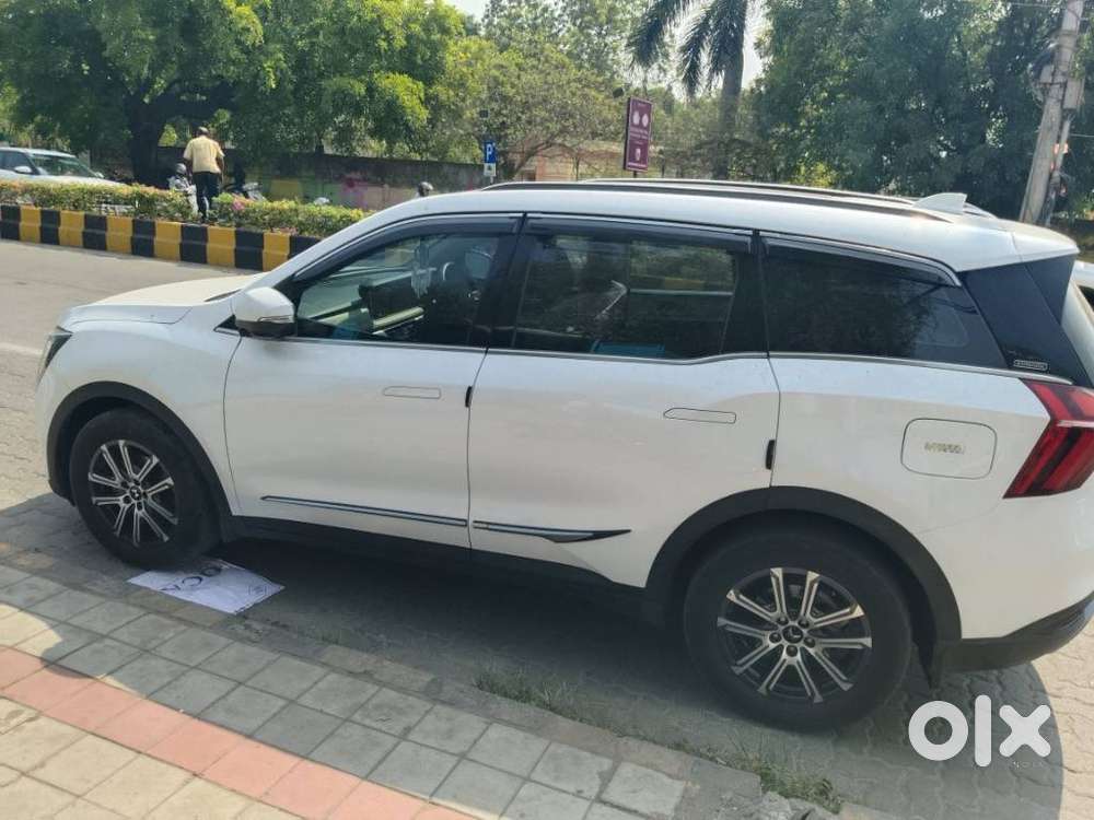 Mahindra Xuv700 2.2 Ax 7 Diesel Mt Str, 2025, Diesel