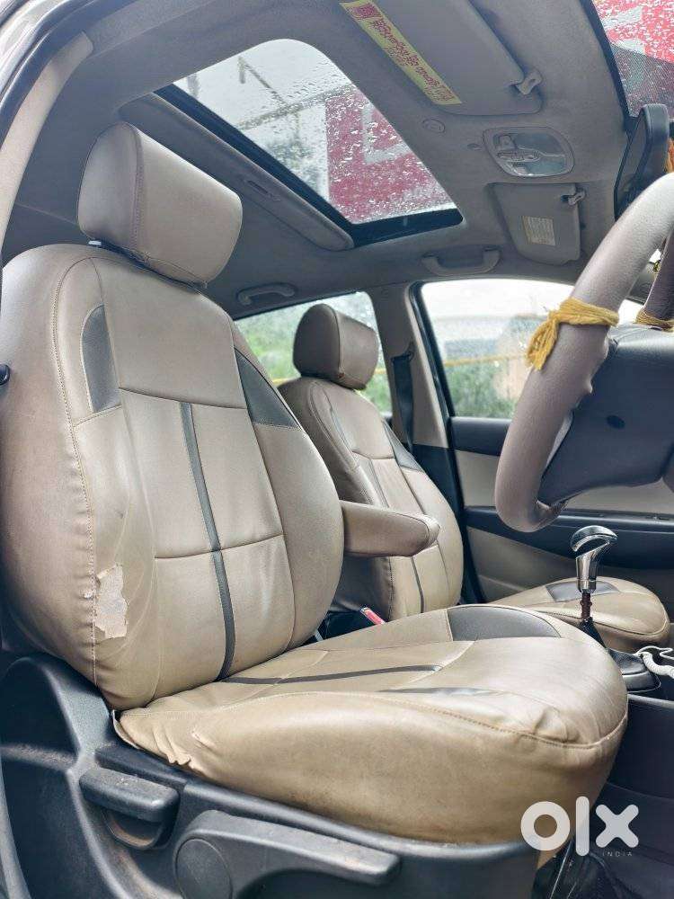 Hyundai I20 Asta 1.2 O With Sunroof, 2013, Petrol