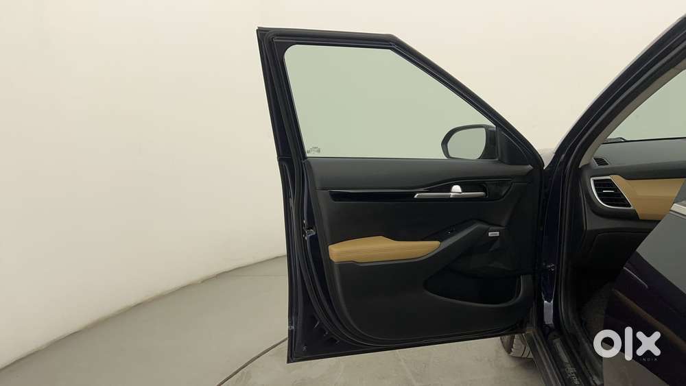 Kia Seltos 1.5 Htx+ Petrol At, 2023, Petrol