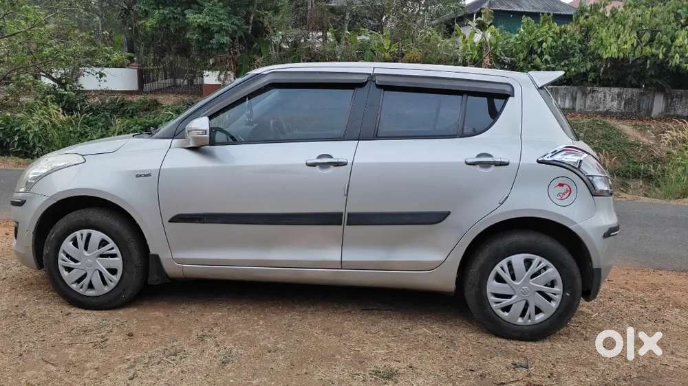 Maruti Suzuki Swift 2012 Diesel 77000 Km Driven