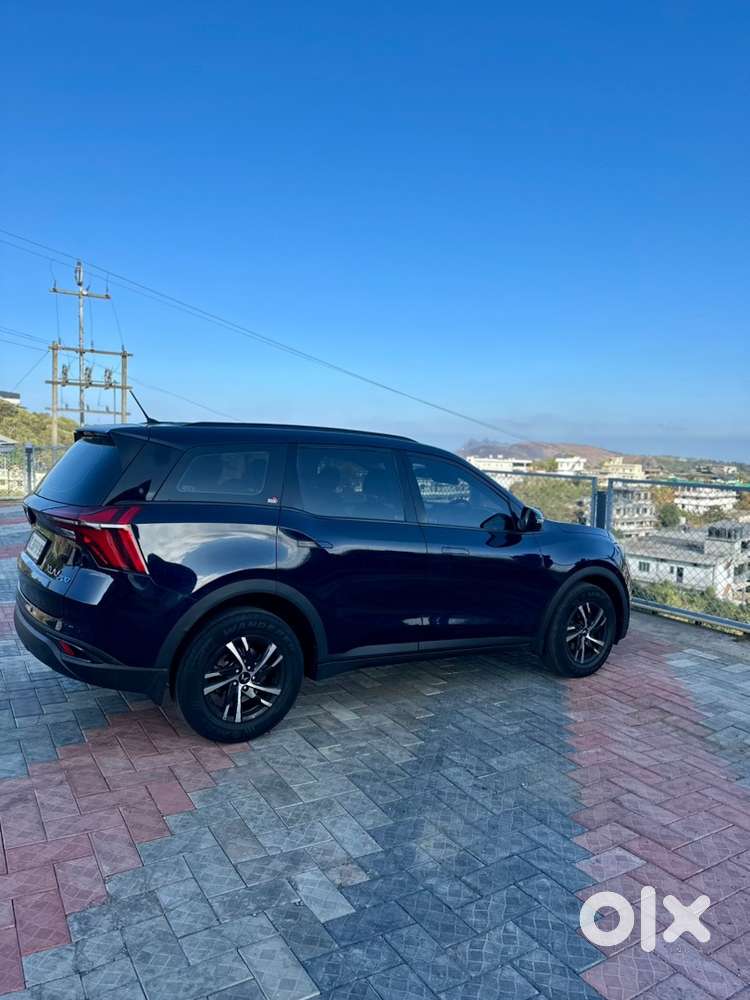 Mahindra Xuv700 Diesel Mt 2025
