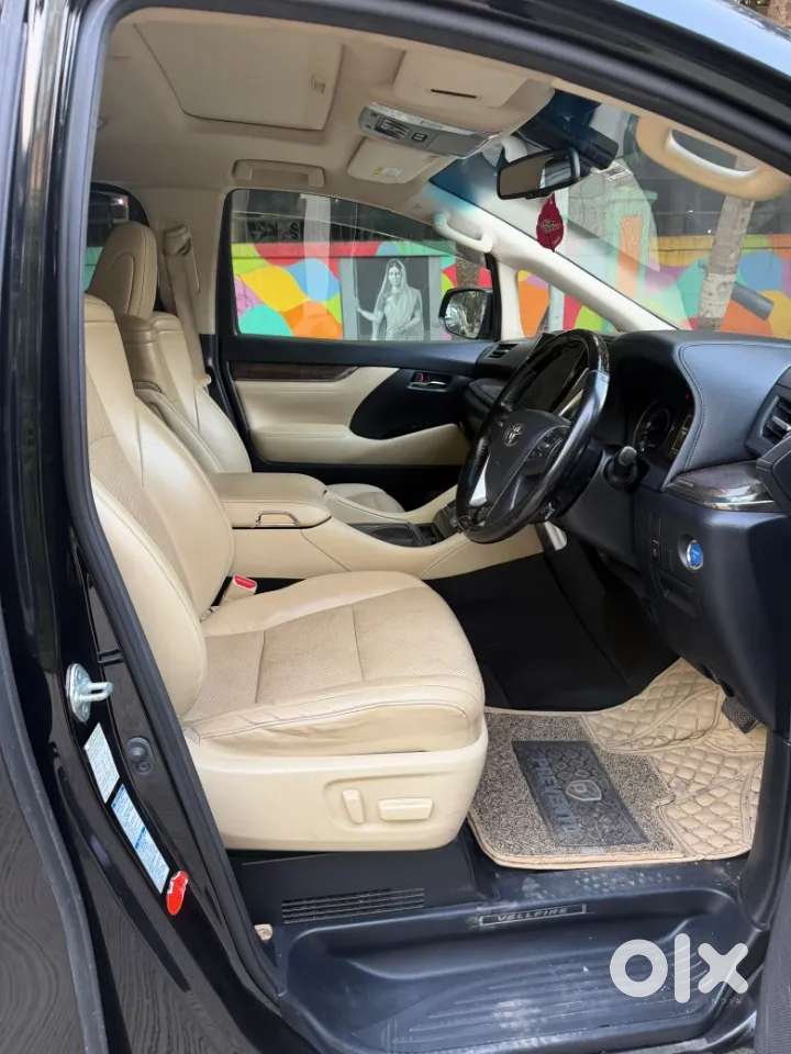 Toyota Vellfire, 2022, Petrol