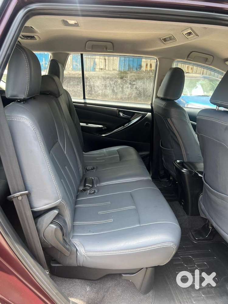 Toyota Innova Crysta 2016 Diesel 93000 Km Driven