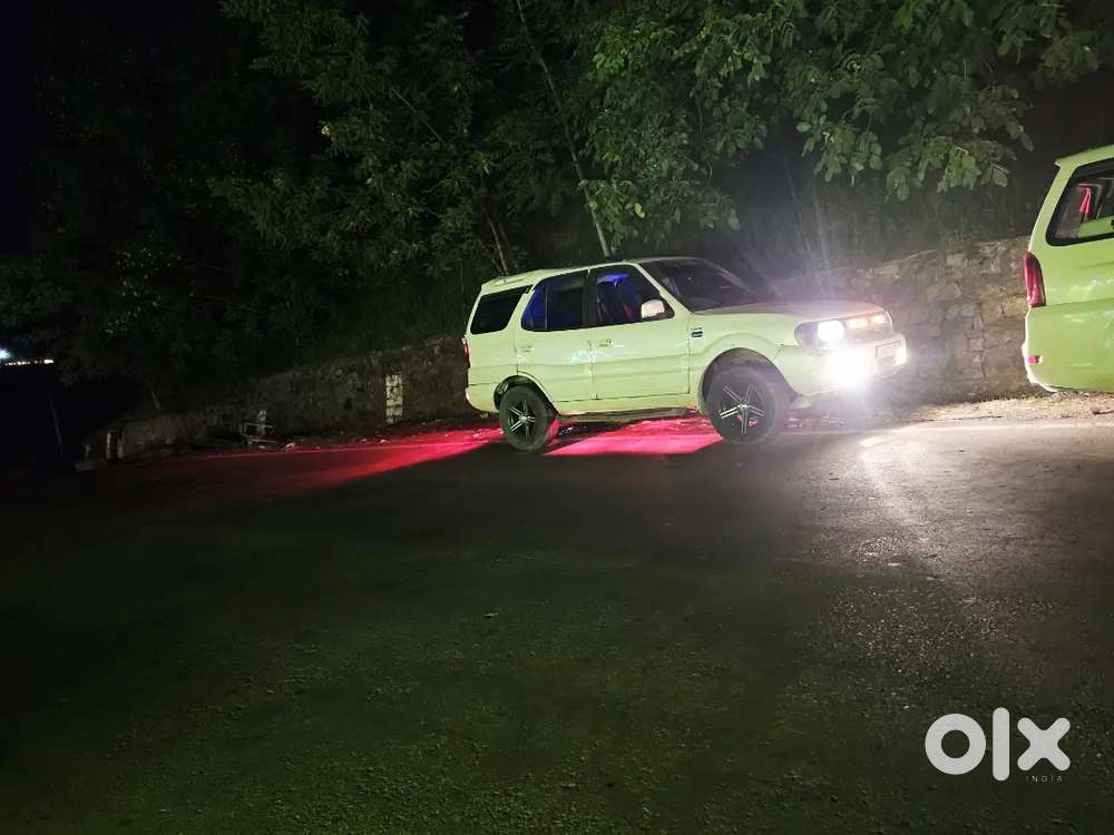 Tata Safari Dicor
