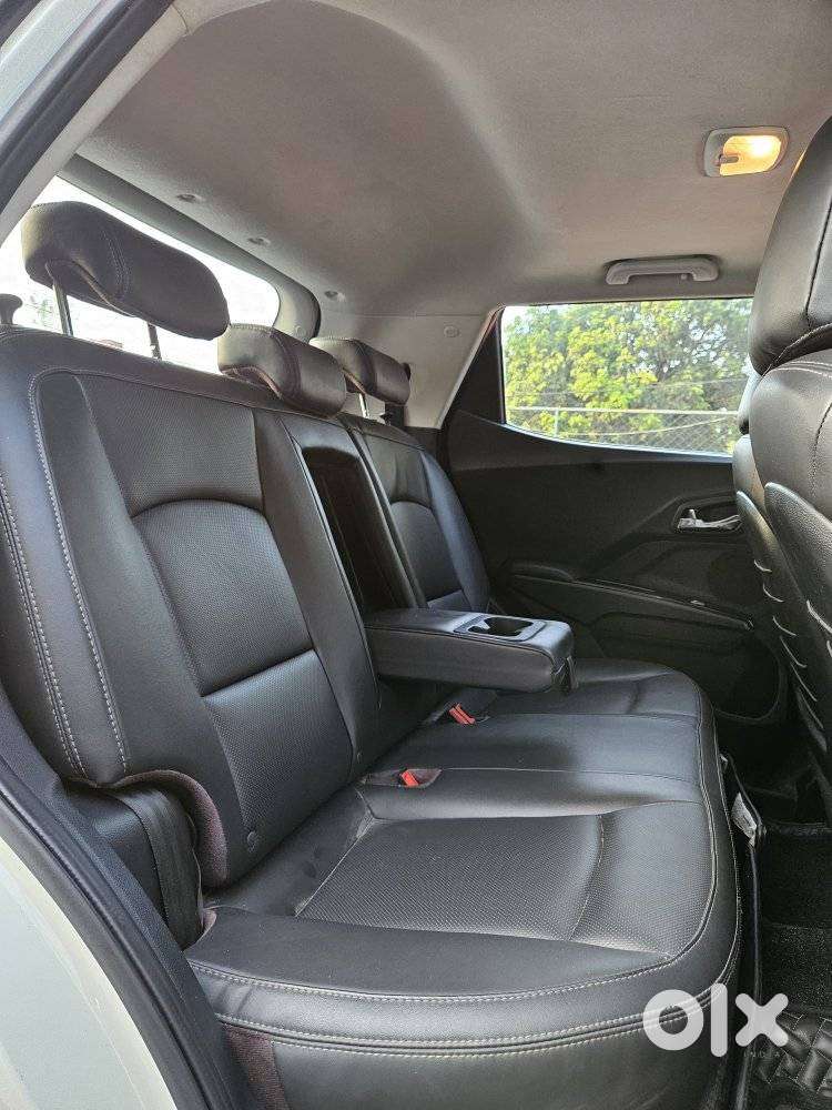 Mahindra Xuv300 W8 Option, 2022, Petrol