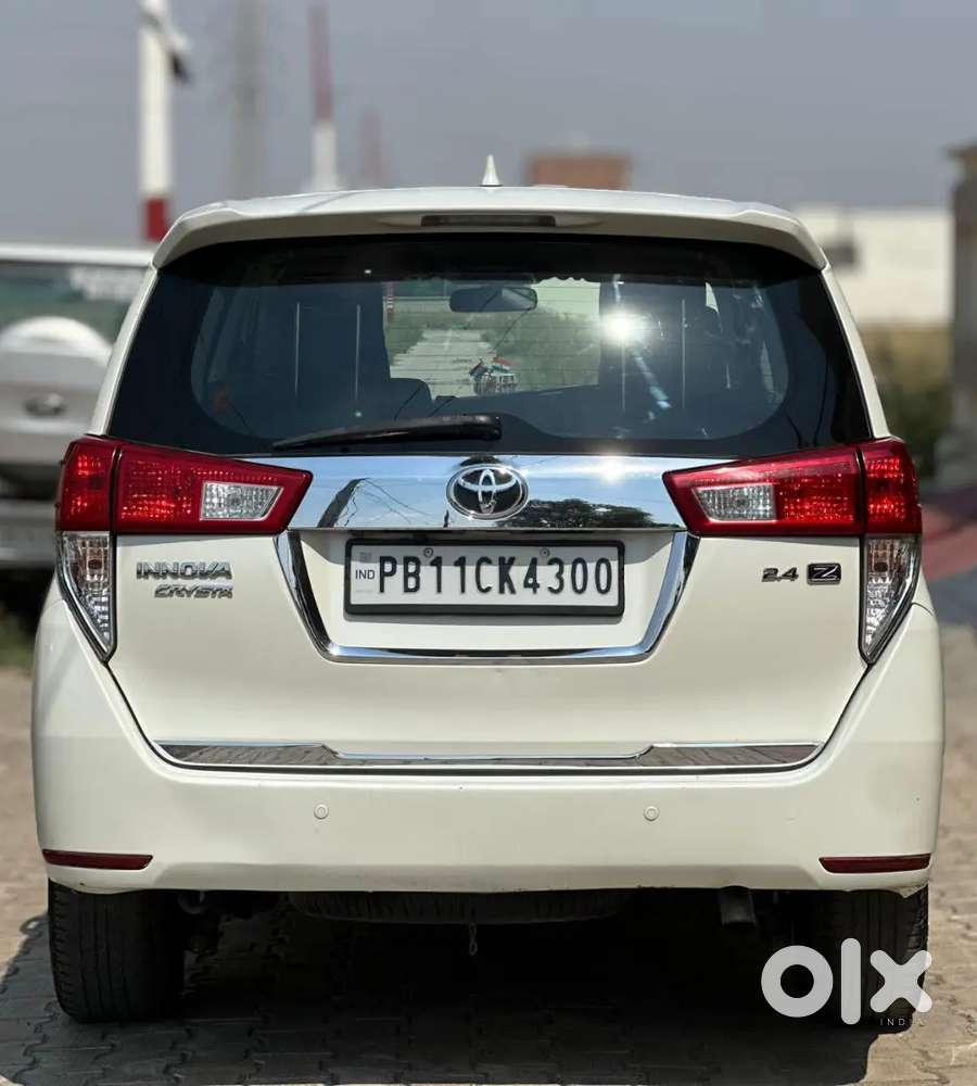 Toyota Innova Crysta 2017 Diesel Good Condition