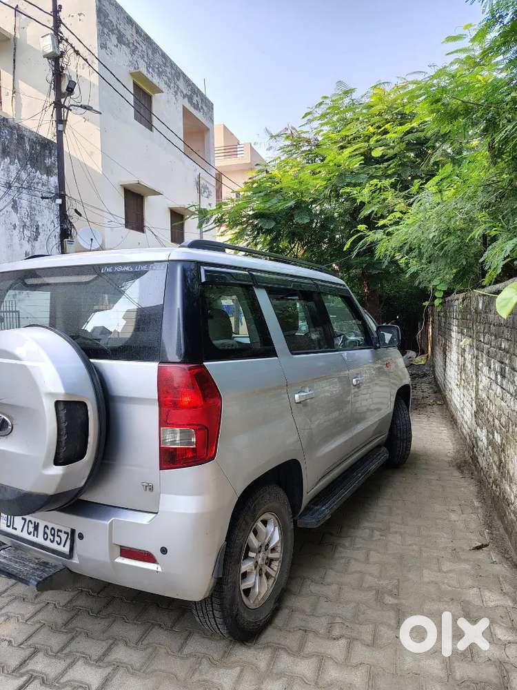 Mahindra Tuv 300 2017 Variant