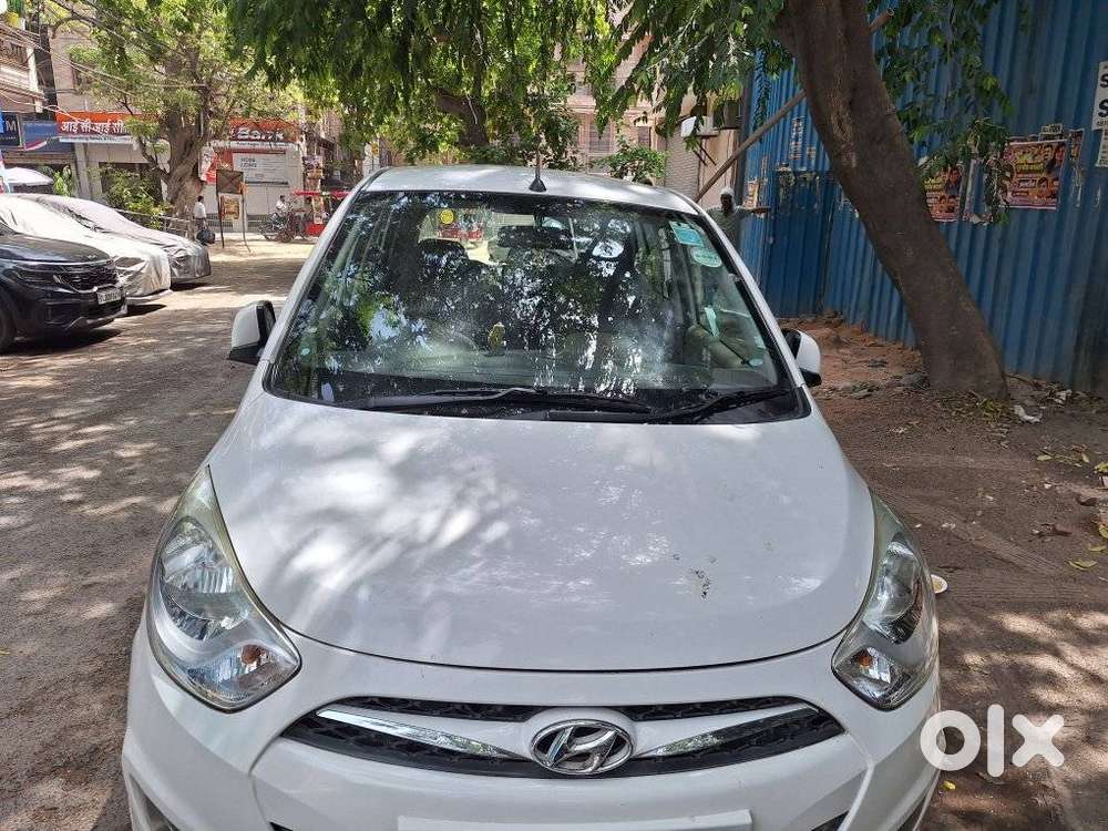 Hyundai I10 Sportz 1.1l, 2015, Petrol