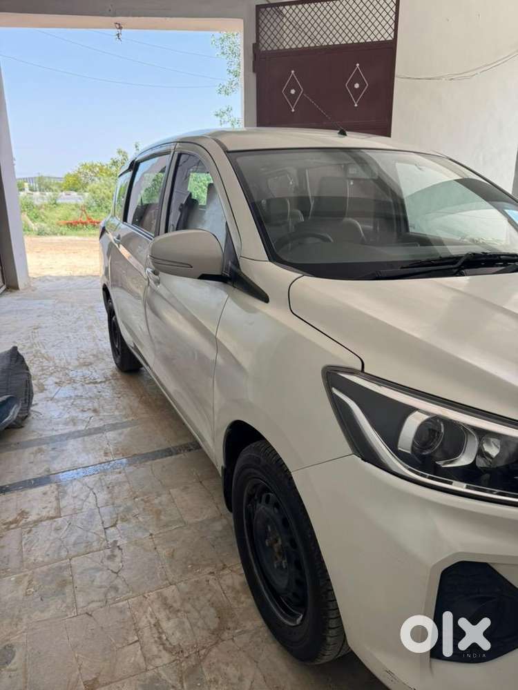 Toyota Rumion 2025 Petrol Well Maintained