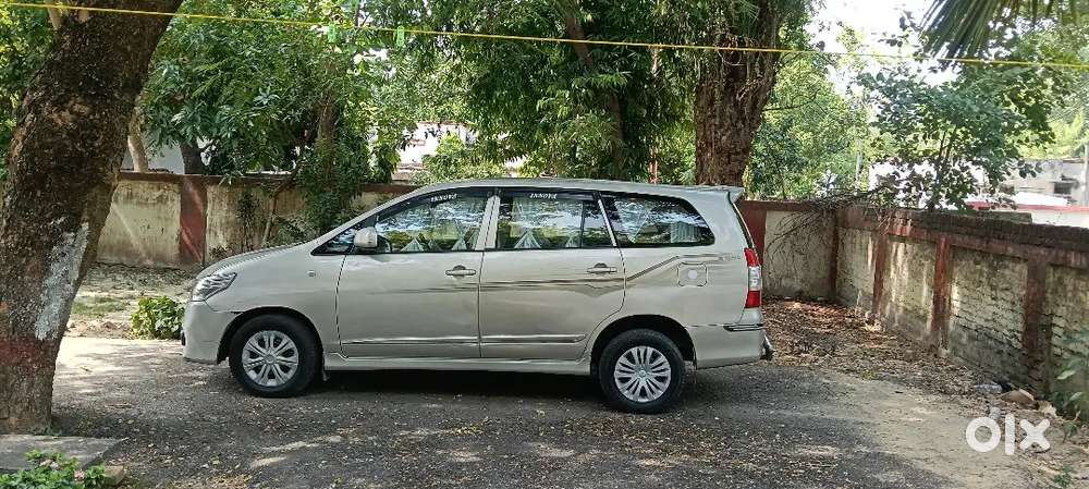 Toyota Innova Diesel 2015