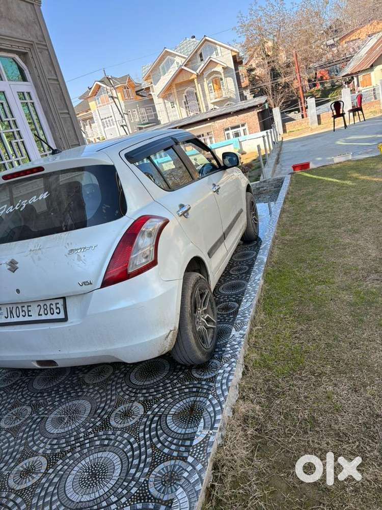 Maruti Suzuki Swift 2015 Diesel 120000 Km Driven