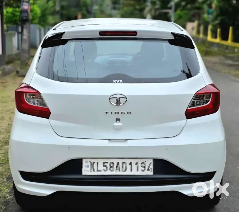 Showroom Condition 2020 Tata Tiago Xt Petrol Manual Second Owner