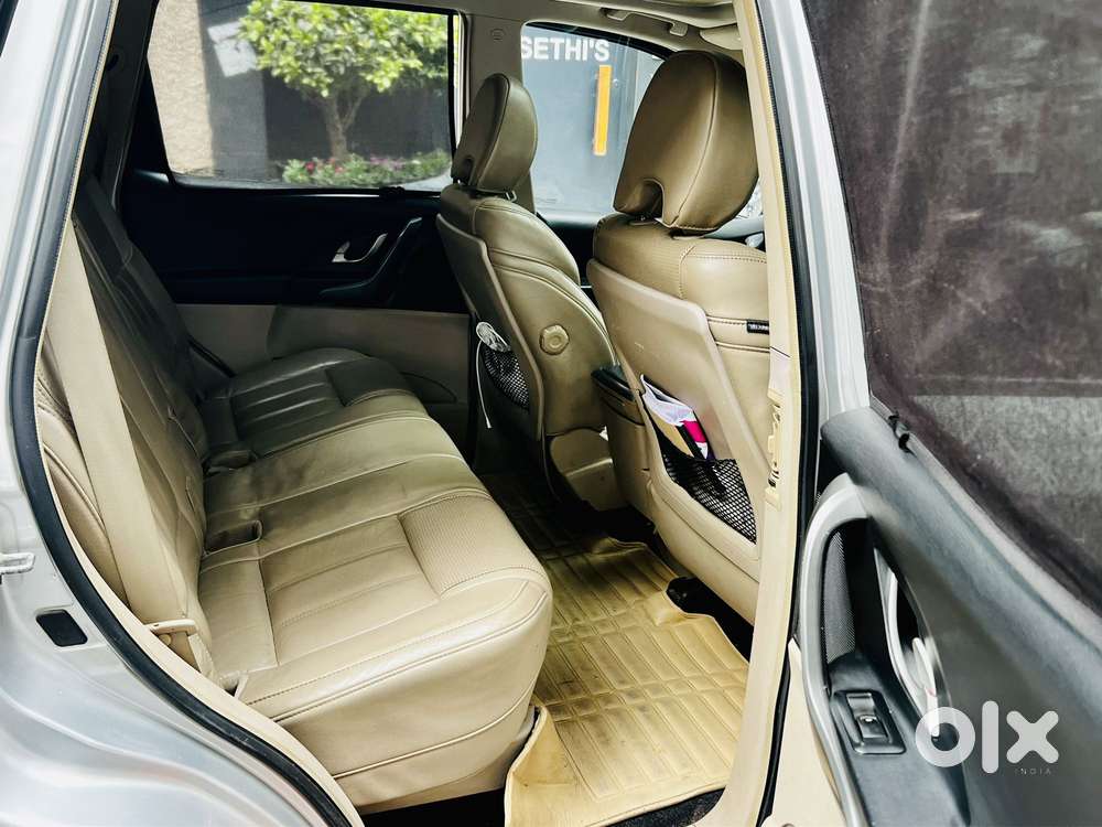 Mahindra Xuv500 2.2 W10 Sportz Edition Mt, 2017, Diesel