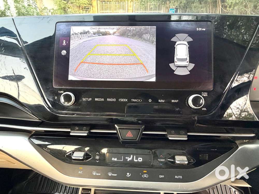 Kia Carens G1 4.6mt Luxury Plus 7, 2022, Petrol